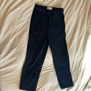 Everlane The Straight-Leg Crop pants, size 4, black